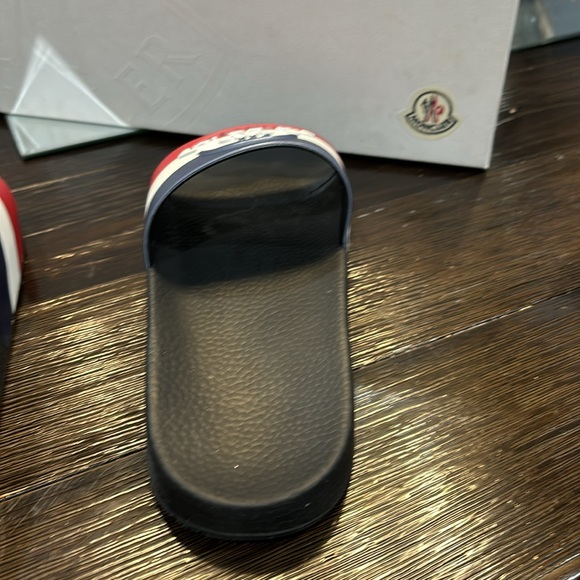 Moncler slides - Picture 5 of 6